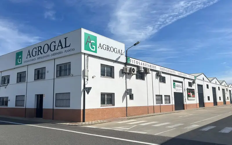 Oficinas centrales y almacén de AGROGAL en Gibraleón